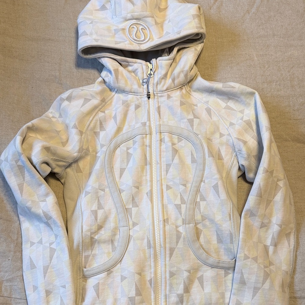 Lululemon scuba full zip Geometric Pattern Hoodie - Cream